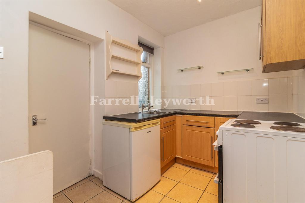 Kitchen image 2