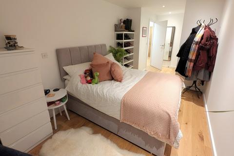 1 bedroom apartment to rent, Enterprise Place, Woking GU21