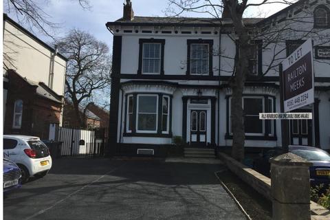 1 bedroom in a house share to rent, Wilmslow Road, Fallowfield, Manchester