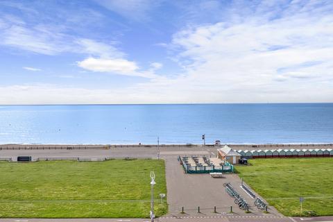 3 bedroom apartment for sale, Adelaide Crescent, Hove