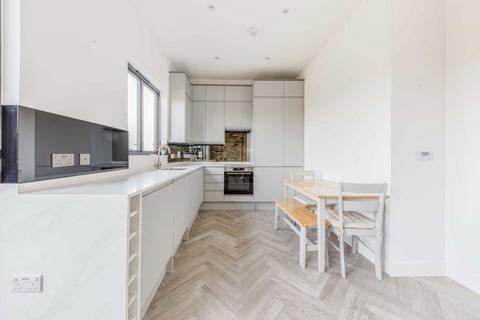 undefined, Craven Avenue, London W5