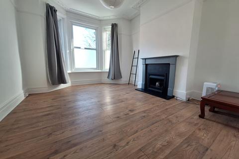 2 bedroom ground floor flat for sale, Southampton