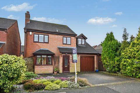 4 bedroom detached house for sale, Cavendish Drive, Ashbourne, DE6