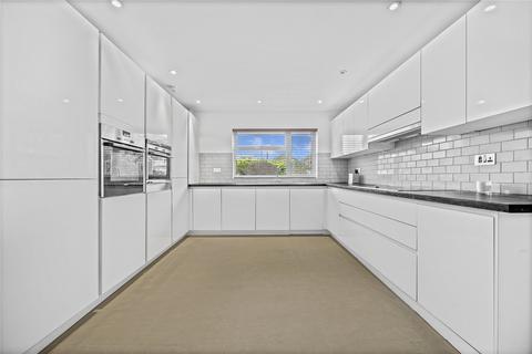 undefined, Kings Road, Woking GU24
