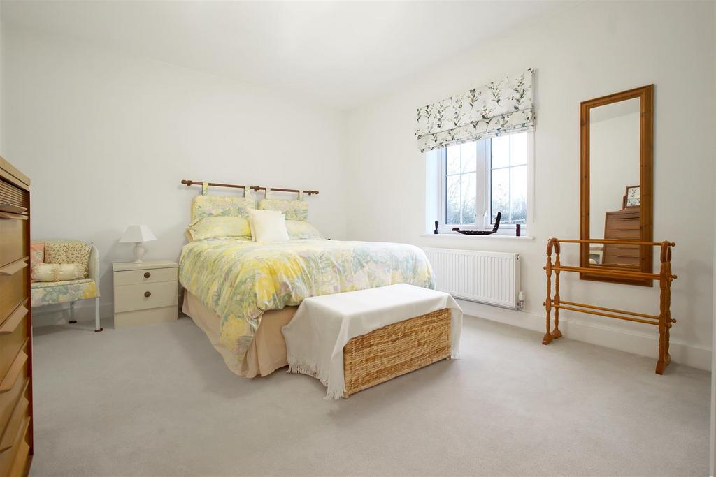 Master Bedroom.jpg