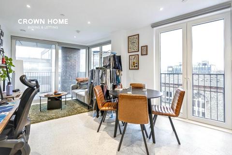 1 bedroom apartment to rent, The Silk District, London E1