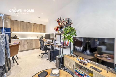 1 bedroom apartment to rent, The Silk District, London E1
