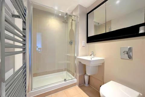 1 bedroom flat to rent, Mackenzie House, Leeds Docks