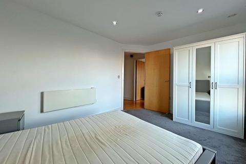 1 bedroom flat to rent, Mackenzie House, Leeds Docks