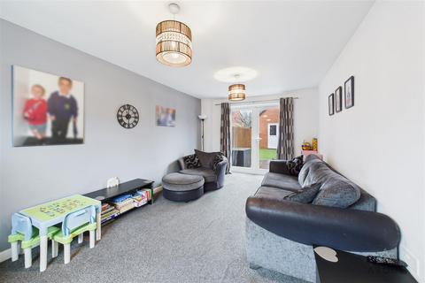 undefined, Upton Drive, Burton-On-Trent DE14