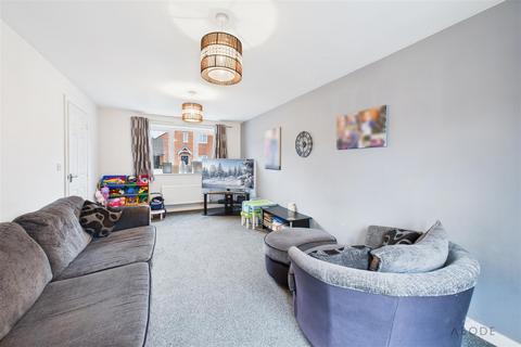 undefined, Upton Drive, Burton-On-Trent DE14