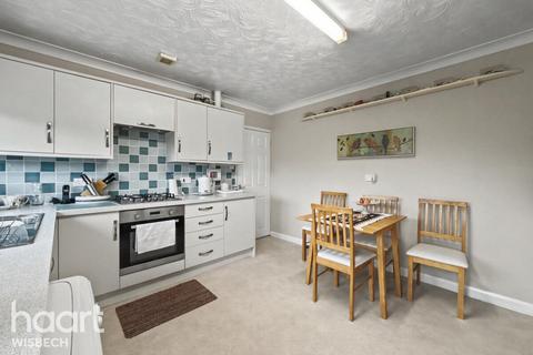 2 bedroom semi-detached bungalow for sale, Donington Park, Leverington