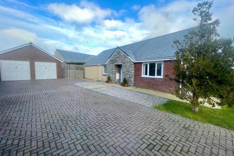 undefined, Ffordd Caergybi, Cemaes Bay