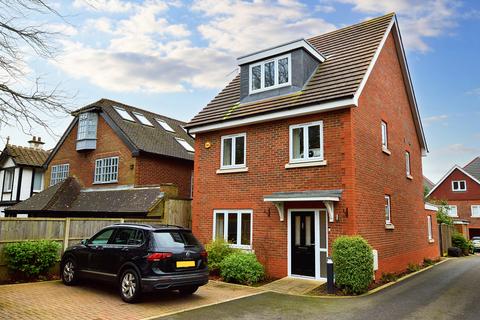 undefined, Wain Close, St Albans, AL1