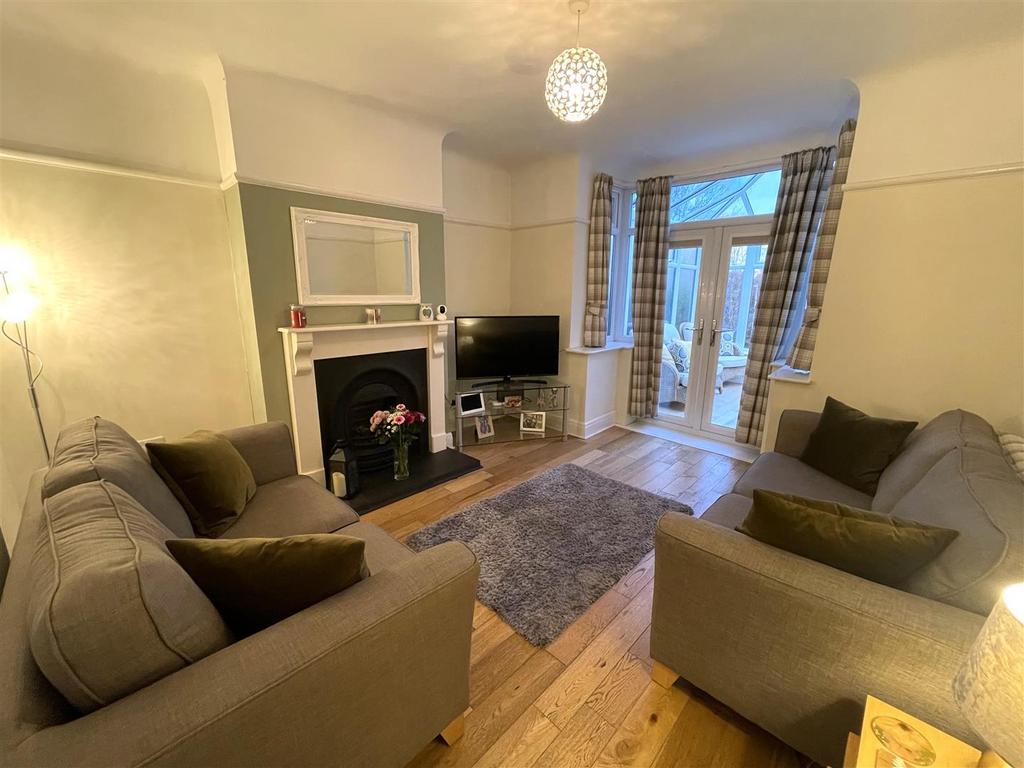 Rear Lounge