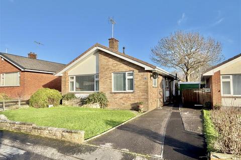 2 bedroom detached bungalow for sale, Beacon Park Road, Poole BH16
