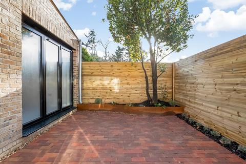 undefined, Ambleside Road, Bromley, London