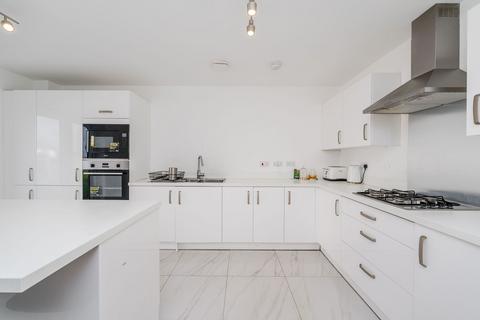 undefined, Brotherton Glade, Livingston EH54