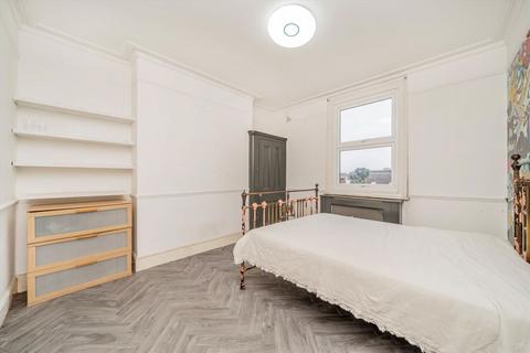 5 bedroom house to rent, Mill Lane, London NW6