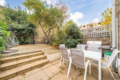 3 bedroom flat to rent, Mill Lane, London NW6