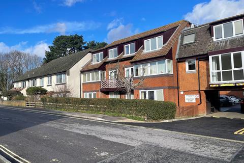 1 bedroom flat for sale, Homeborough House, Brinton Lane, Hythe