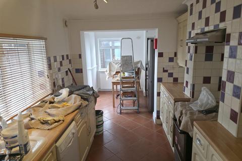 undefined, Warwick Road, Enfield EN3