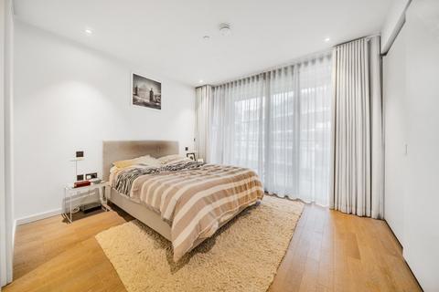 2 bedroom flat for sale, Aurora Gardens, Battersea, London, SW11