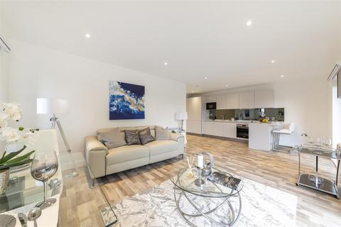 undefined, Gunnersbury Avenue, Ealing, W5