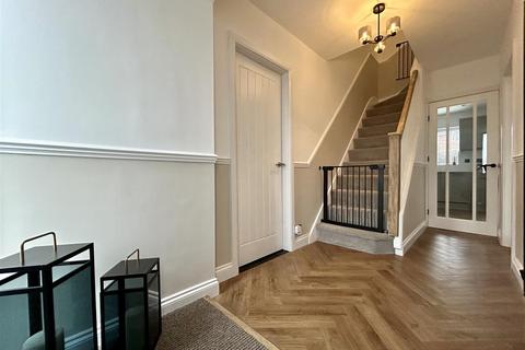 3 bedroom semi-detached house for sale, Dunstall Road, Halesowen