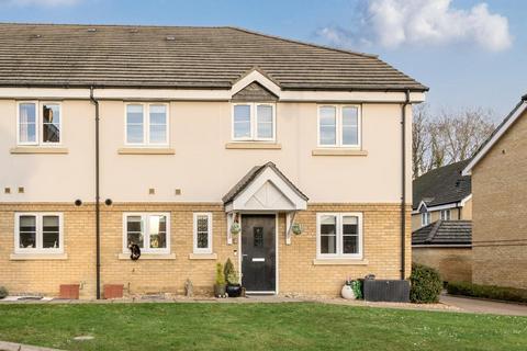 3 bedroom end of terrace house for sale, Brookwood Farm Drive,  Woking,  GU21