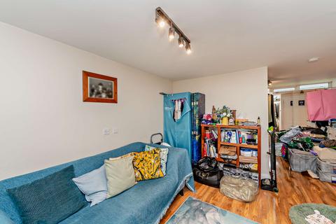 1 bedroom flat for sale, Watling Court, High Street, Elstree WD6