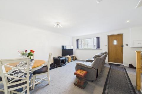 3 bedroom terraced house for sale, The Pitcroft, Chichester