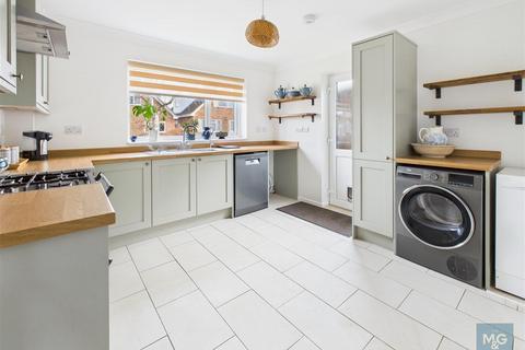 3 bedroom chalet for sale, Saxon Rise, Bury St. Edmunds IP33
