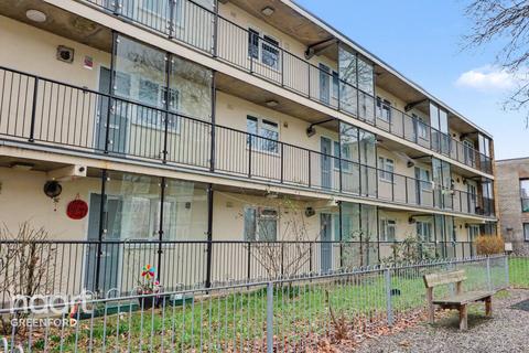 1 bedroom flat for sale, Wallis Road, Southall