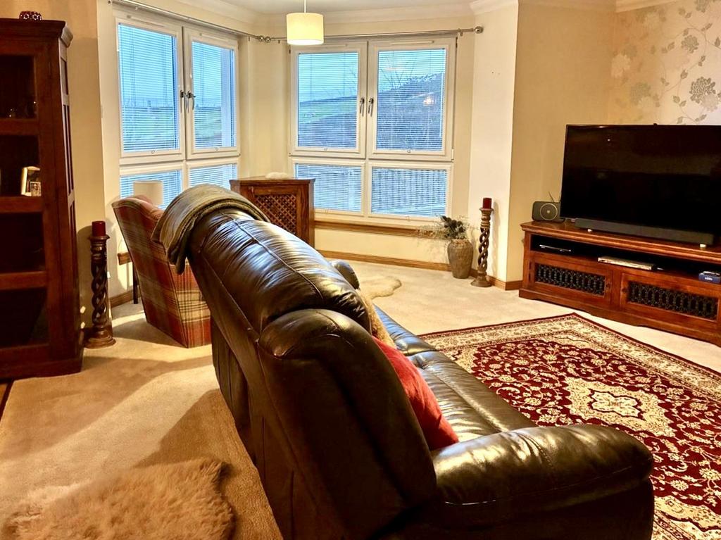 Lounge and windows -Burntisland Road, Kinghorn