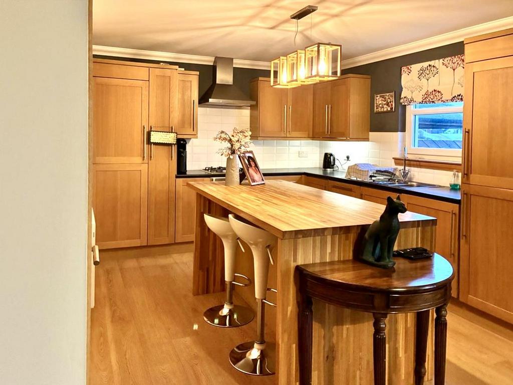 Kitchen Island - Burntisland Road, Kinghorn.jpg