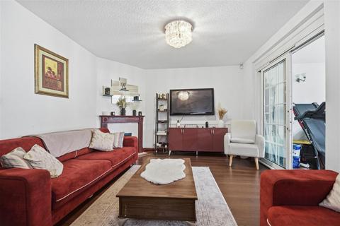 3 bedroom semi-detached house for sale, Croyde Avenue, Hayes UB3