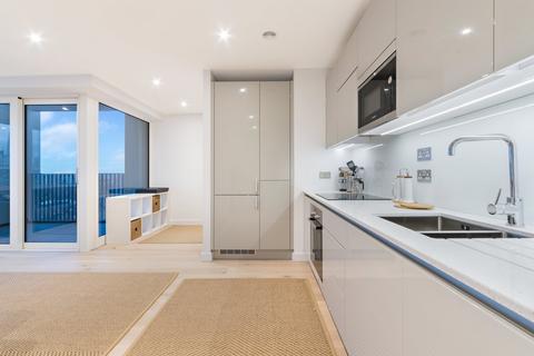 1 bedroom flat for sale, Walton Heights, 143 Walworth Road, Elephant & Castle, London, SE17