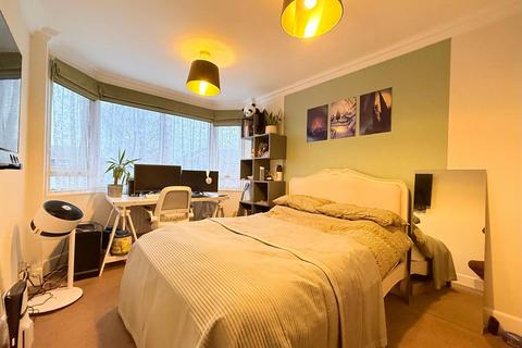 3 bedroom flat for sale, The Avenue, Bournemouth