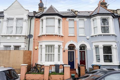 2 bedroom flat for sale, Charteris Road, London, NW6