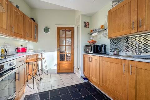 undefined, Windmill Terrace, Huddersfield HD4