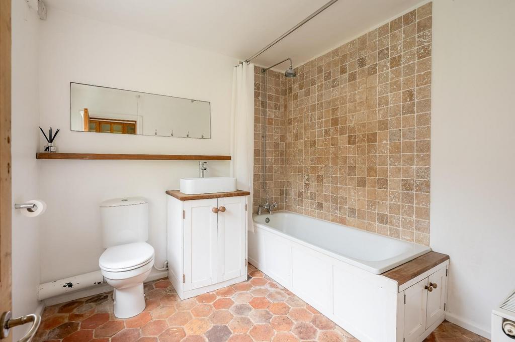 56 st josephs st4.jpg