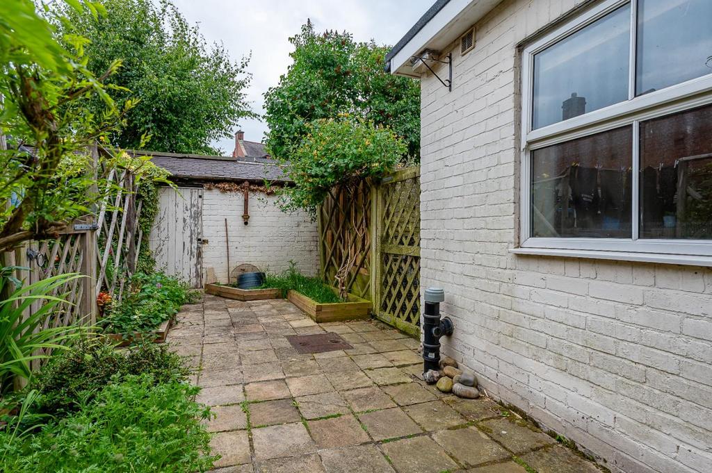 56 st josephs st9.jpg