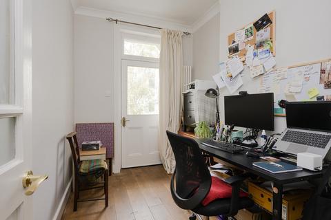 2 bedroom apartment for sale, Richmond TW10