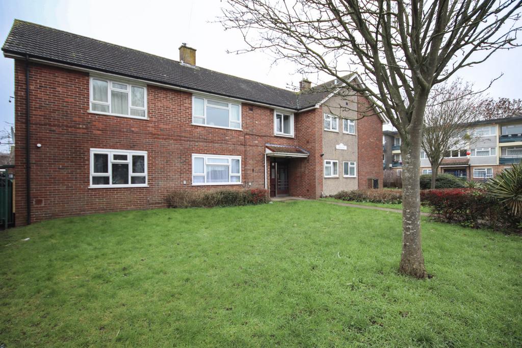 2 Bedroom Flat for Sale, No Forward Chain