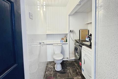 3 bedroom semi-detached house for sale, Mansion Court Gardens, Doncaster DN8