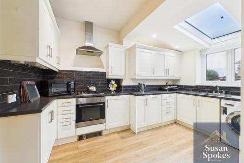 2 bedroom semi-detached bungalow for sale, Forster Avenue, South Shields