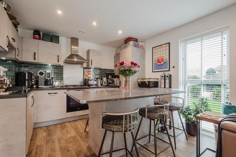 2 bedroom flat for sale, Talbot Road, Stretford, M32