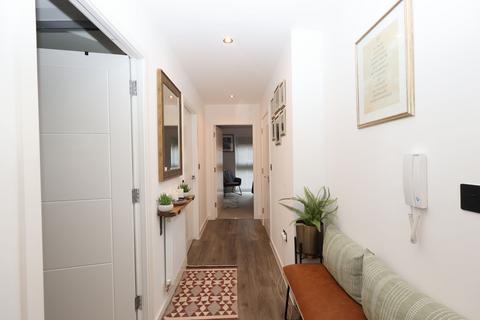 2 bedroom flat for sale, Talbot Road, Stretford, M32