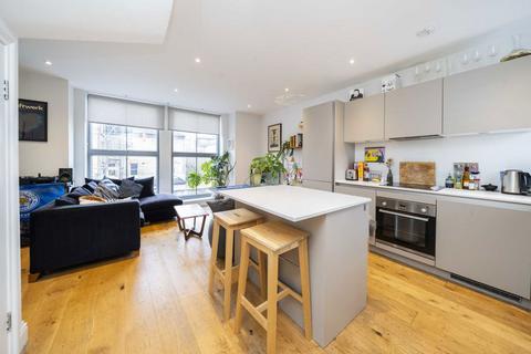 2 bedroom flat to rent, Ostade Road, London SW2